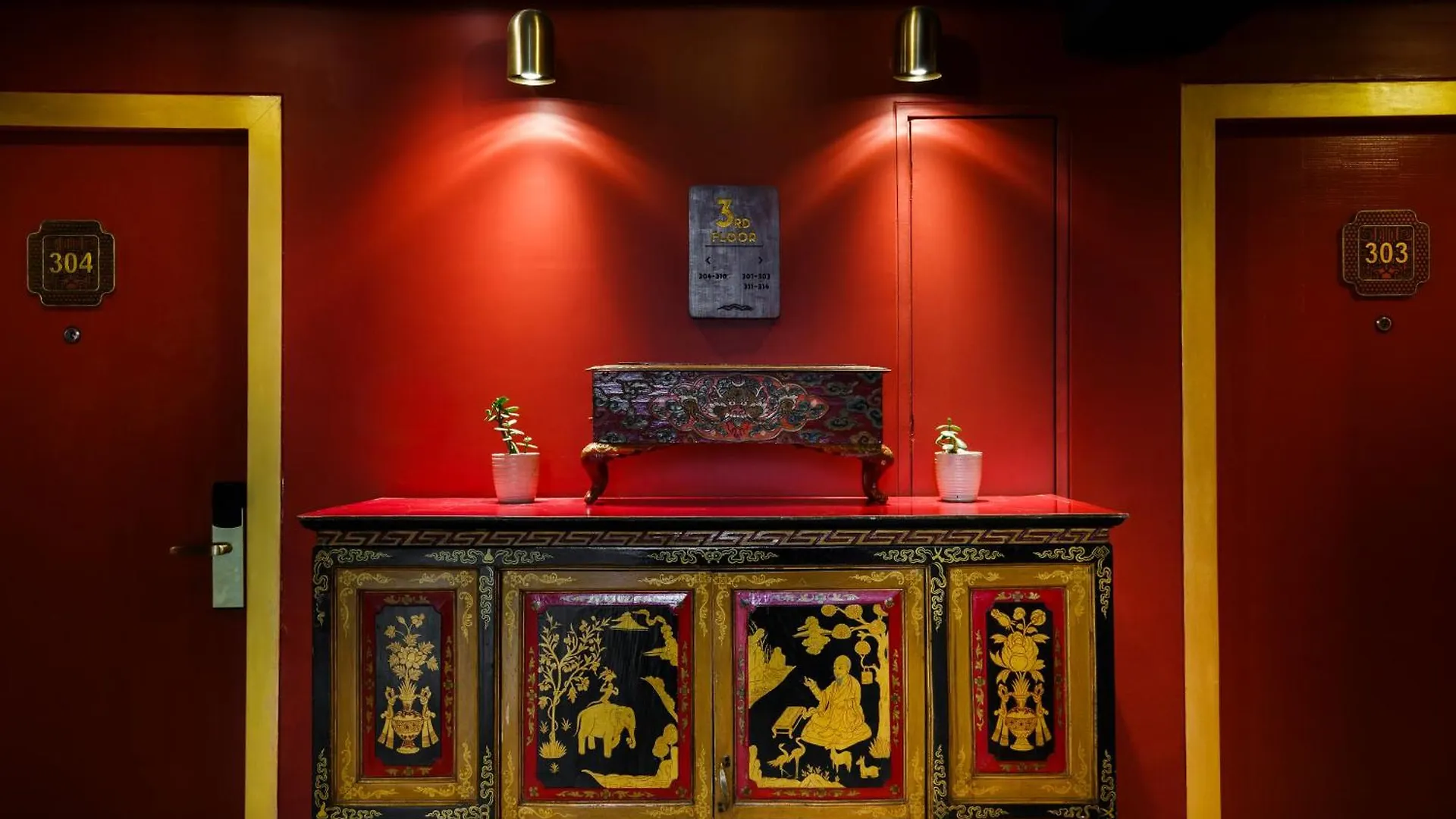 Hotel Tibet Kathmandu 4*,